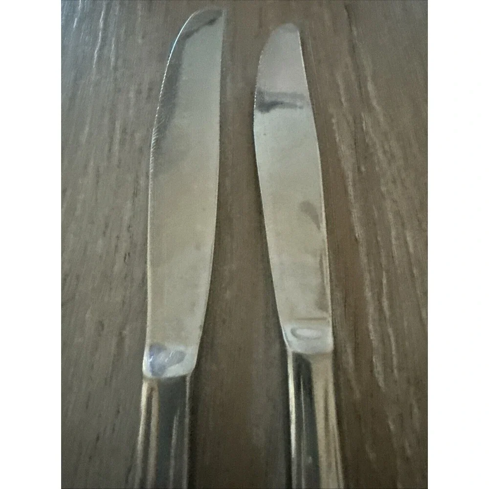 2 PCs WM ROGERS CUSTOM STAINLESS STEEL ROYAL SPLENDOR 8-7/8